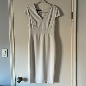 Donna Morgan Cap Sleeve Stretch Crepe Sheath Dress